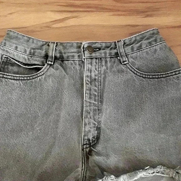 Ruff Hewn Jean Shorts - Picture 2 of 11